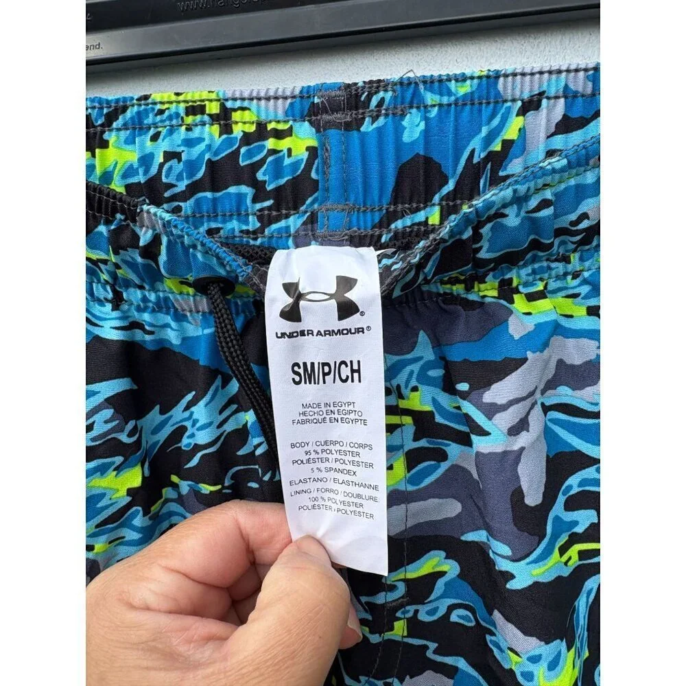Under Armour Mens Swim Trunks Shorts Size Small With Pockets